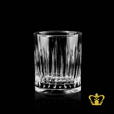 Traditional-handcrafted-designs-Stuart-cuts-on-whisky-glass